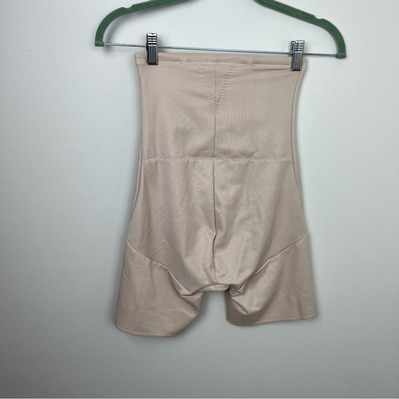 MiracleSuit Hi Waist Thigh Slimmer‎ Extra Firm Control Shapewear - Picture 5 of 6